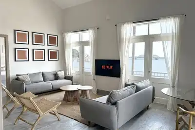 Image de Unique house with direct access to the beach, four bedrooms, balcony and design