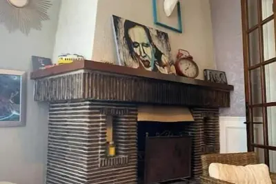 Image de Arcadia – Maison familiale chaleureuse avec terrasse, cheminée et loisirs