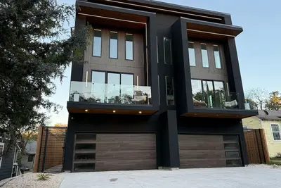 Image de Massive Boutique Creative Home • Downtown Dallas