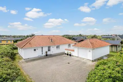 Image de Belle maison à Blokhus avec Wi-Fi