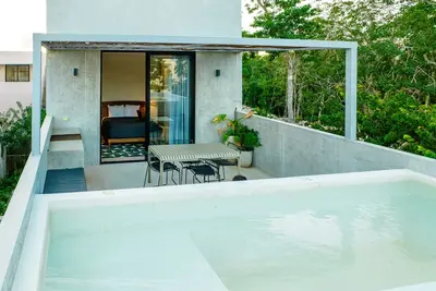 Image de 3br Tulum Villa w/ 2 Private Pools + Rooftop Suite
