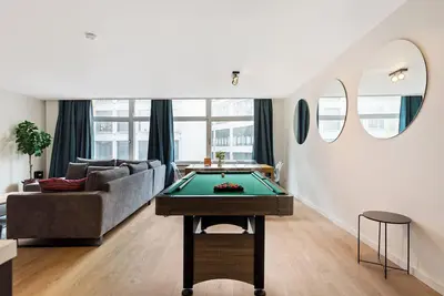 Image de Spacious Antwerp Stay for 8 w/ Free Parking