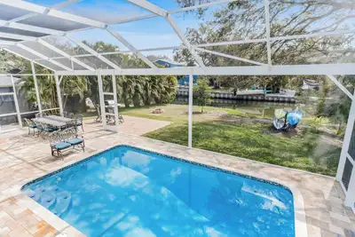 Image de Honeysuckle Waterfront Home | Heated Pool, Creek Views, 3br Retreat Near Beach