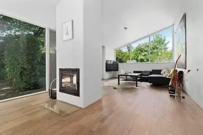 Image de Spacious Luxury Villa Apartment - Two Bedrooms