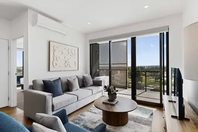 Image de Spacious Newly 2 Bed Unit with Onsite Parking