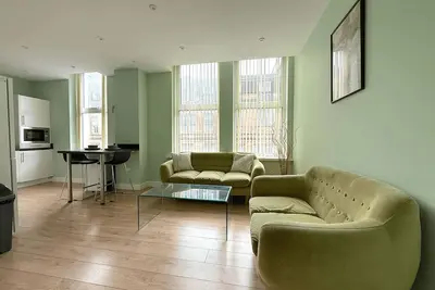 Image de Beautiful 2-bed flat In Vibrant City Centre