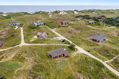 Image de Lovely holiday home with covered terrace, only 300 meters from the North Sea at.