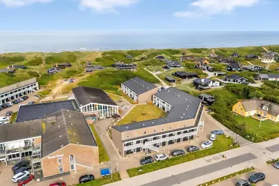 Image de Tasteful holiday apartment in the heart of Søndervig with covered terrace.