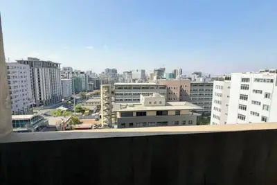 Image de Luxury Oasis: 2-bedroom apartment w/ downtown city views