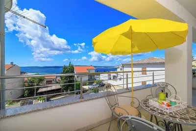 Modern vacation apartment in Selce