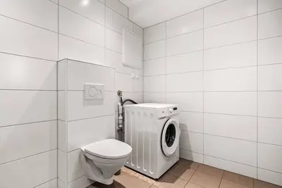 Image de Prime Location - 2 Bedroom Apartment!