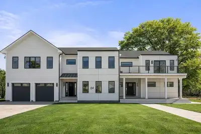 Image de Elegant Modern Retreat with Hot Tub and Game Room