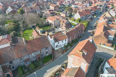 Image de The Little Cottage - Coastal cottage 5 mins walk to the Sea!