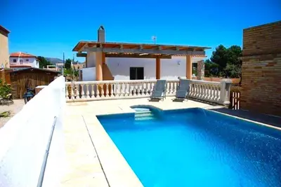 Image de Saona Villas (Vn Louni) : villa 6 personnes, piscine privée, wifi, ventilateurs