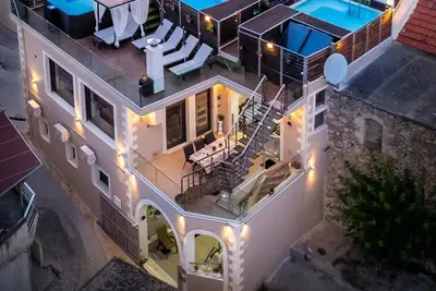 Image de Appartement « Moderne » avec vue sur la montagne, Wi-Fi et climatisation