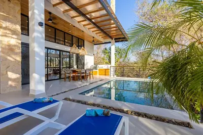 Casa Dulce, Secluded Gated Comunity, New Listing!