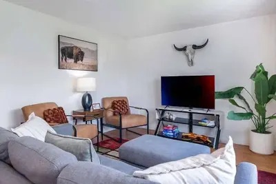 Image de Modern 2br Apartment Near Downtown Kalispell – Dog-Friendly, Minutes to Shops & Glacier National Park