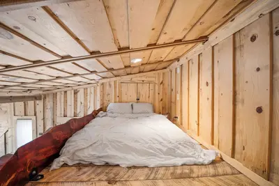 Image de Cozy 1-bedroom studio in delightful Norwood with hot tub