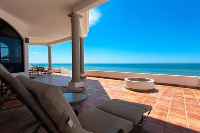 Image de Beachfront Home in Las Conchas Cerquita del Mar
