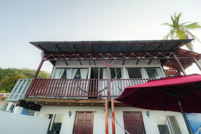 Image de Cozy Island Home. Ocean View. Pool. Kitchen.