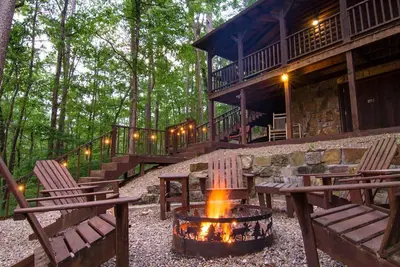 Image de Secluded Getaway • Stunning Views • Hot Tub