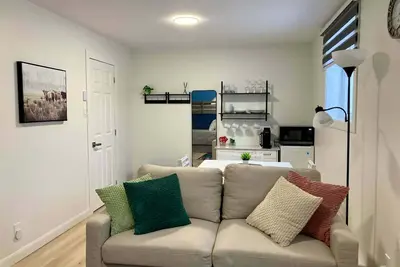 Image de Grande Chambre privée moderne et confortable
