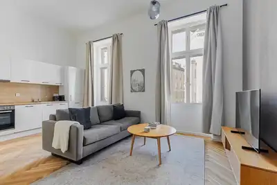 Image de Blueground | Landstraße, washer/dryer, nr Belvedere