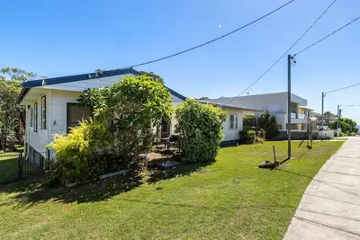 Akuna Beach Cottage Fingal Bay