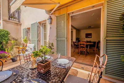 Image de Grimaud - Jolie Villa  Provencale Au Coeur Du Village