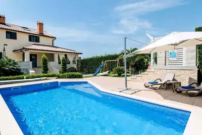 Vacation cottage Villa Anabel