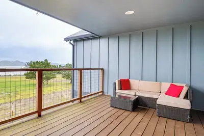 Image de Walk to Marina! River-View Retreat in Hammond