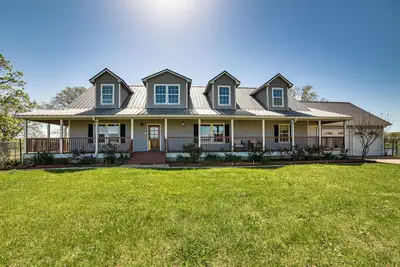 Image de 90-Acre Sanctuary w/ Lake in Rural North Texas!