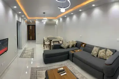 Image de Modern, Cozy New Furnished Apartment with a Great Location at Zahraa Al Maadi.