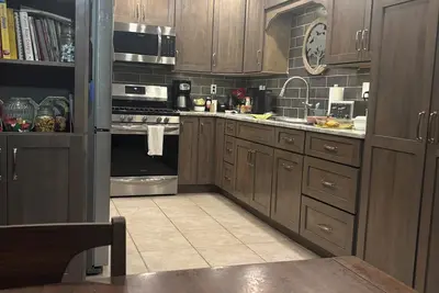 Image de Serene 2-bedroom apartment in Marlboro perfect for relaxing stays