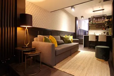 Old bar studio for 6 persons