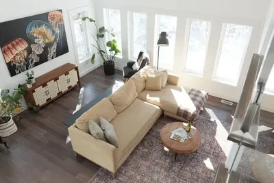 Image de Upscale Stratford Oasis • Close to Charlottetown, Golf & Shore