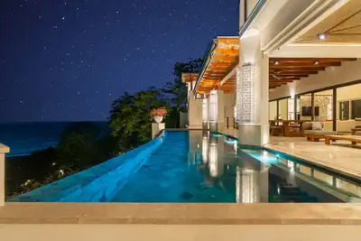 Image de Architect Designed Luxury Villa - Infinity Pool & Theater - Tamarindo Bay Views