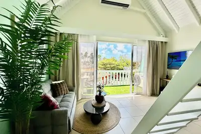 Image de Blending boutique hotel comforts with the freedom of a private Bonaire home.