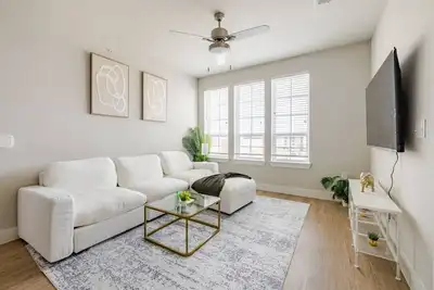 Image de Modern 1200sf 2bed apto in Frisco