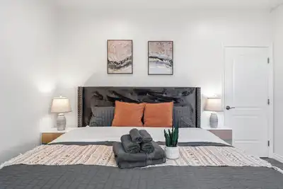 Image de Jie’s Modern Style 2b2. 5 Home Quiet & Convenient