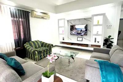 Image de Quiet Liguanea Apartment | Pool, Secure Parking, Fast Wi-Fi