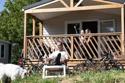 Image de Mobil home - Type Pommier avec vue sur la rivière - 2 chambre 4 personnes