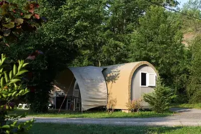 Image de Cocoon Sweet avec Sanitaire Privative 4 personnes