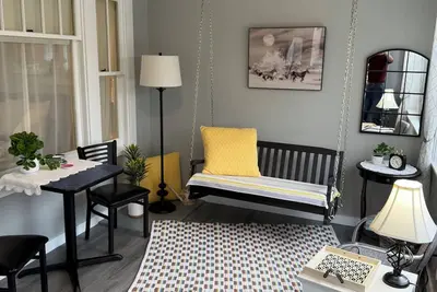 Image de Quiet & Stylish 2 Bed Stay 5 Minutes to Hospitals