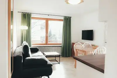 Image de Luna 2 Family-Friendly Apartment with Balcony near the castle
