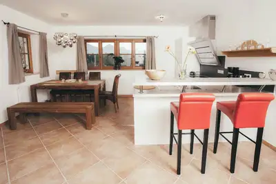 Image de Luna Mia 2, large apartment with two bedrooms, two bathrooms and garden access