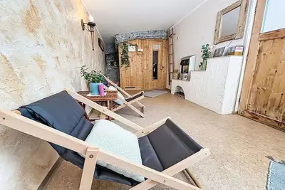 Image de Merveilleuse maison de vacances privée pour 10 personnes avec Wifi, Tv et terrasse