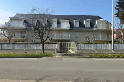 Image de Charmant deux pièces proche de la mer avec parking privatif