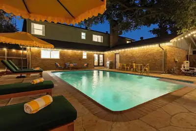 Image de Luxury 5br w/ Pool & Hot Tub, Minutes from Dfw