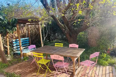 Image de Maison de campagne dans la ville, au calme proche tram et centre ville